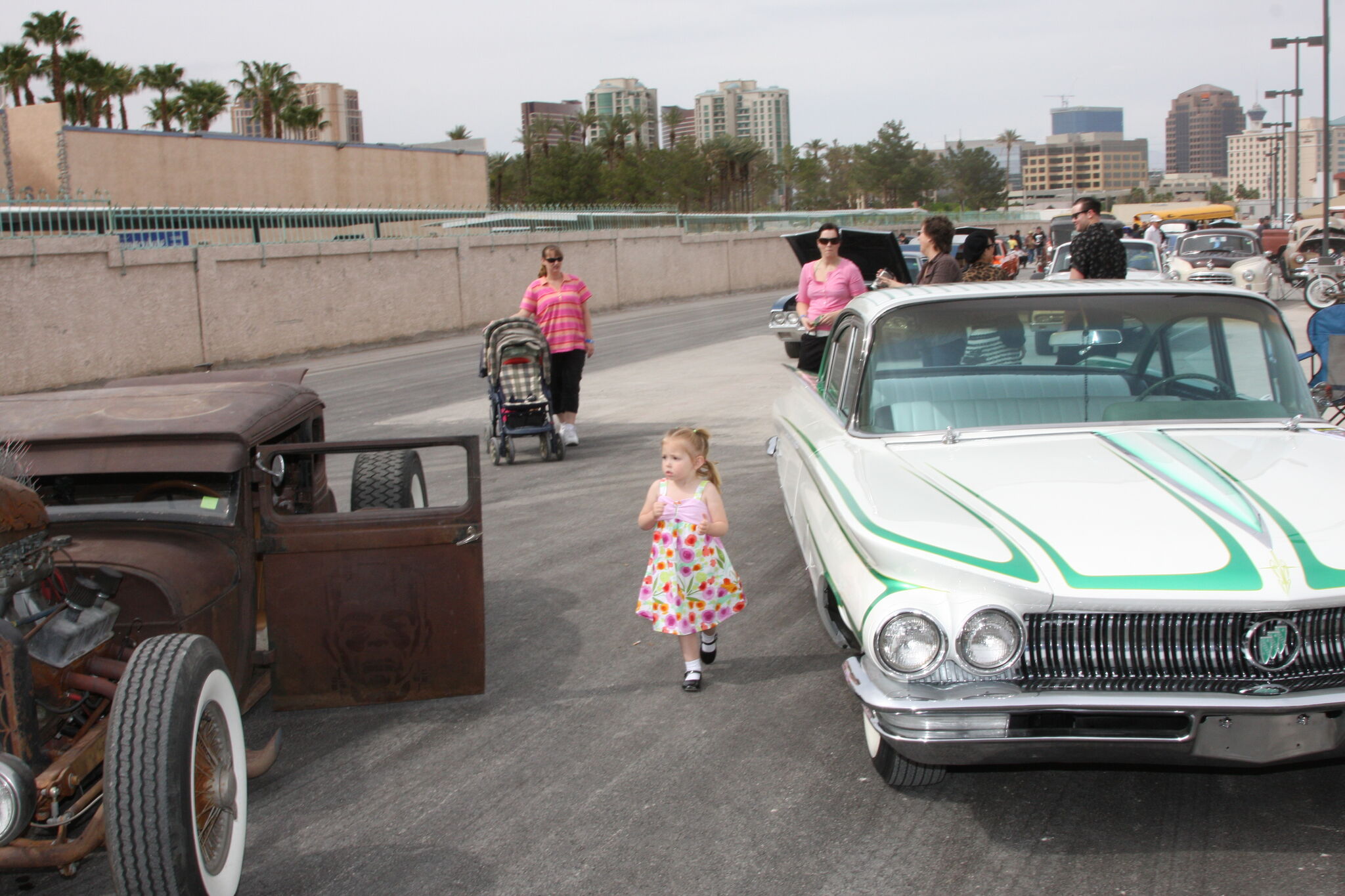 Rockabilly_Car_Show_2010_Hard_Rock_281629.JPG