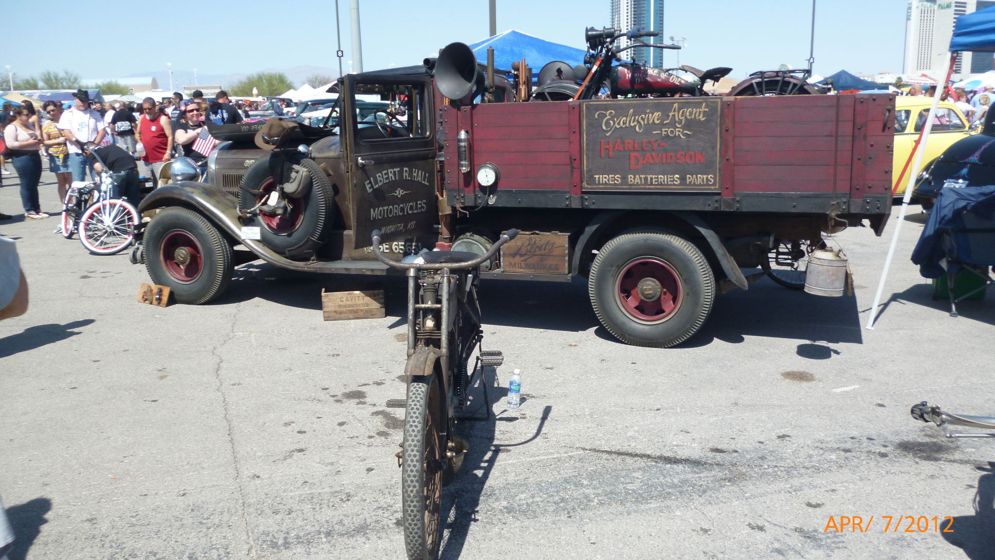 Viva_Las_Vegas_Rockabilly_Car_Show_2012_281829.JPG